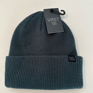NWT VRST Ribbed Knit Beanie